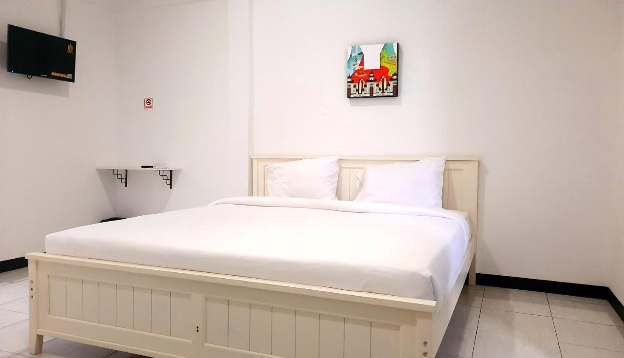Cozy Stay Kupang Kupang  Exteriör bild