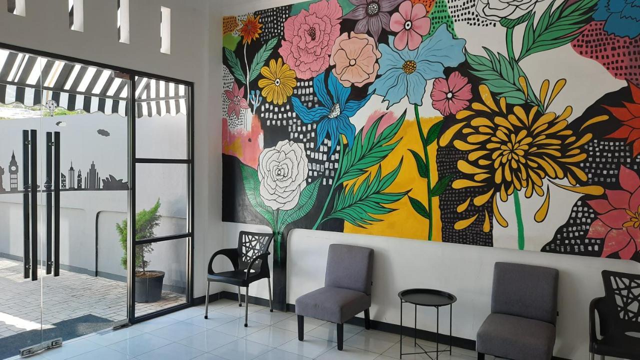 Cozy Stay Kupang Kupang  Exteriör bild