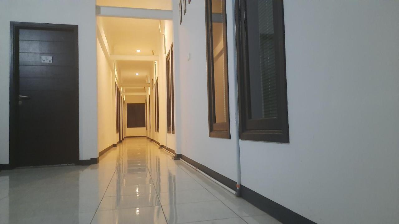 Cozy Stay Kupang Kupang  Exteriör bild