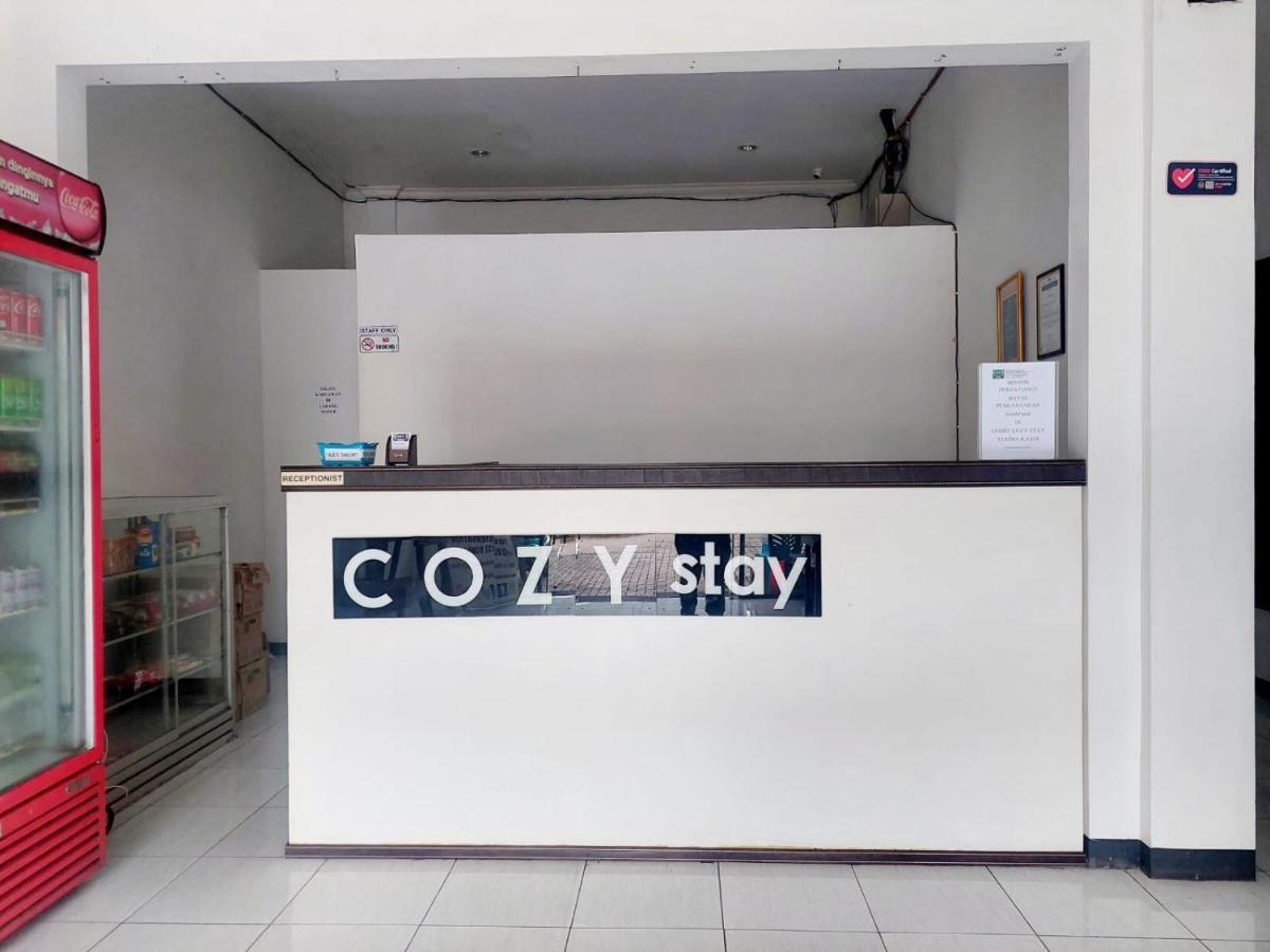 Cozy Stay Kupang Kupang  Exteriör bild