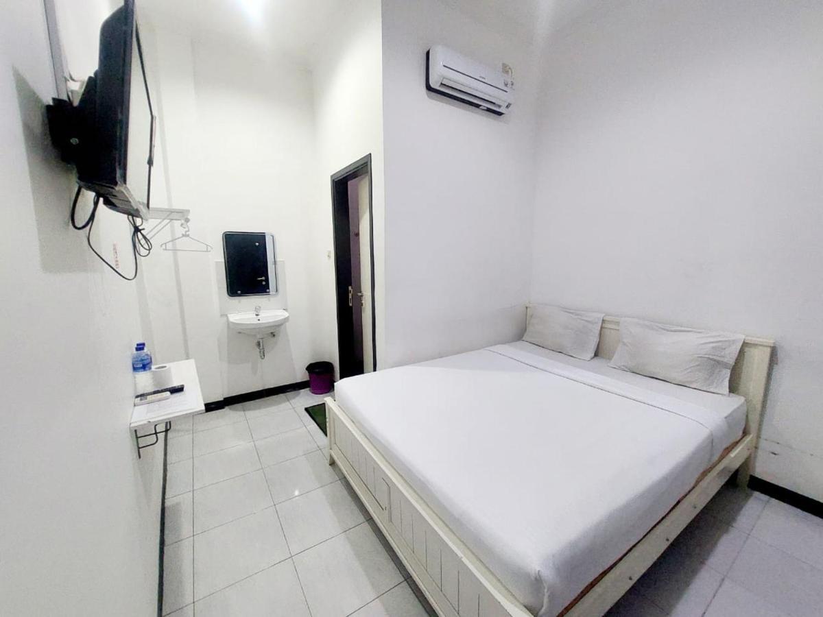 Cozy Stay Kupang Kupang  Exteriör bild
